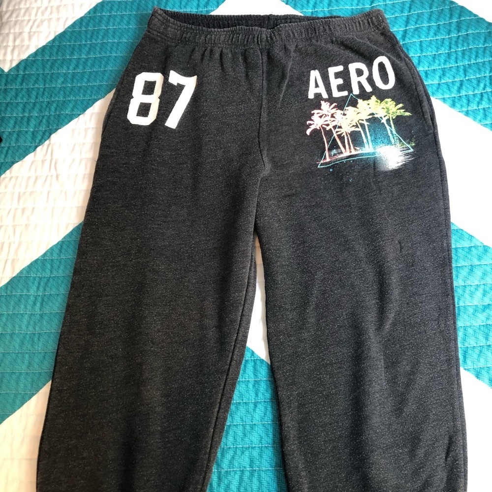 Aeropostale cropped sweatpants